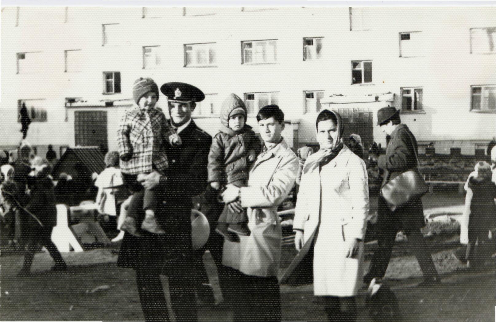 Островная. Открытие детского городка, 1976 год